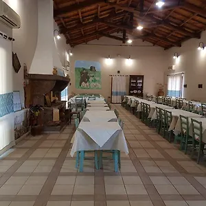 Agrifoglio Séjour à la ferme San Giovanni Suèrgiu